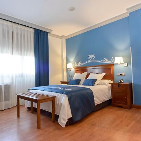Hotel La Barrosa Abejar Buitenkant foto