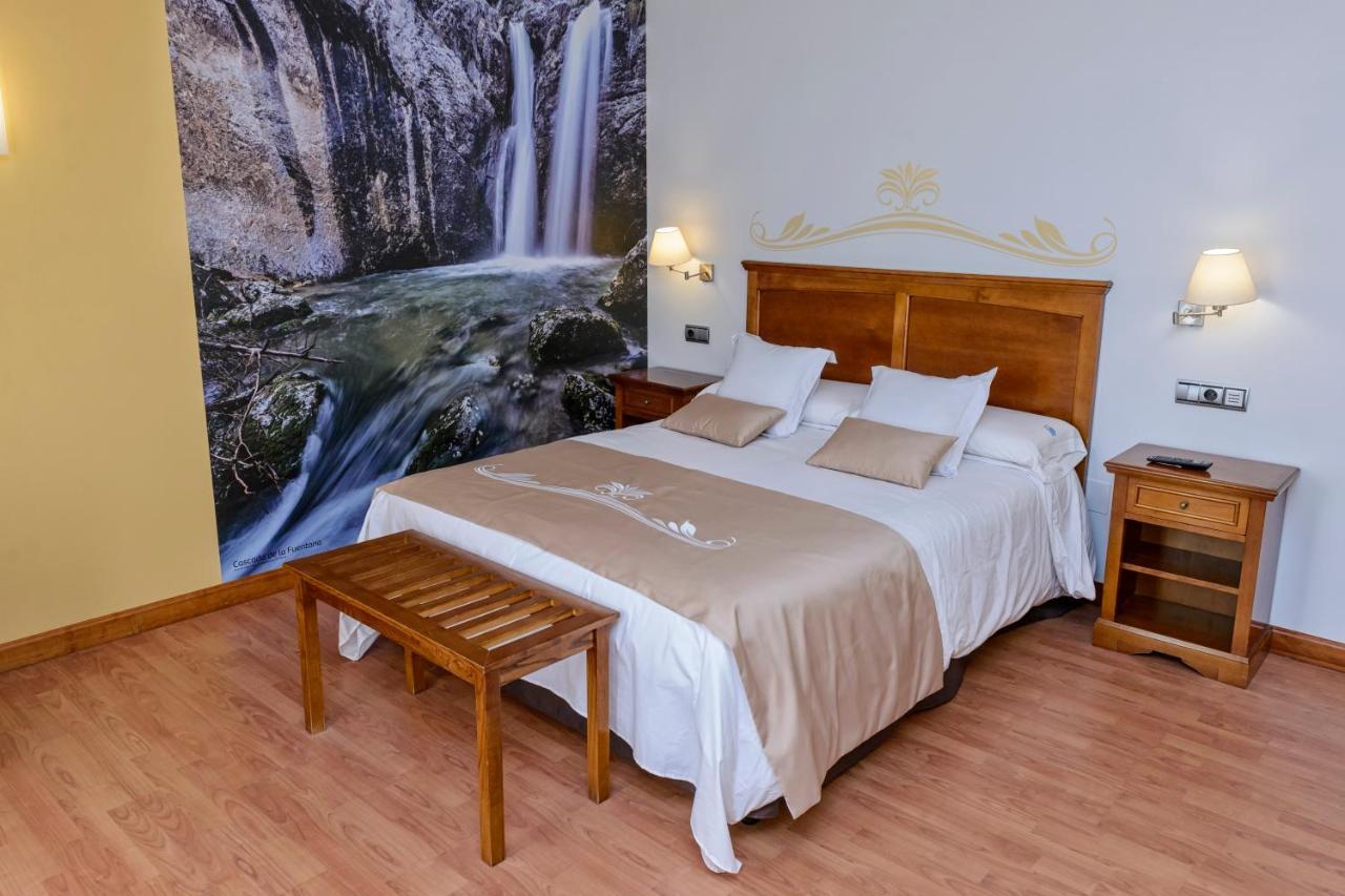 Hotel La Barrosa Abejar Buitenkant foto