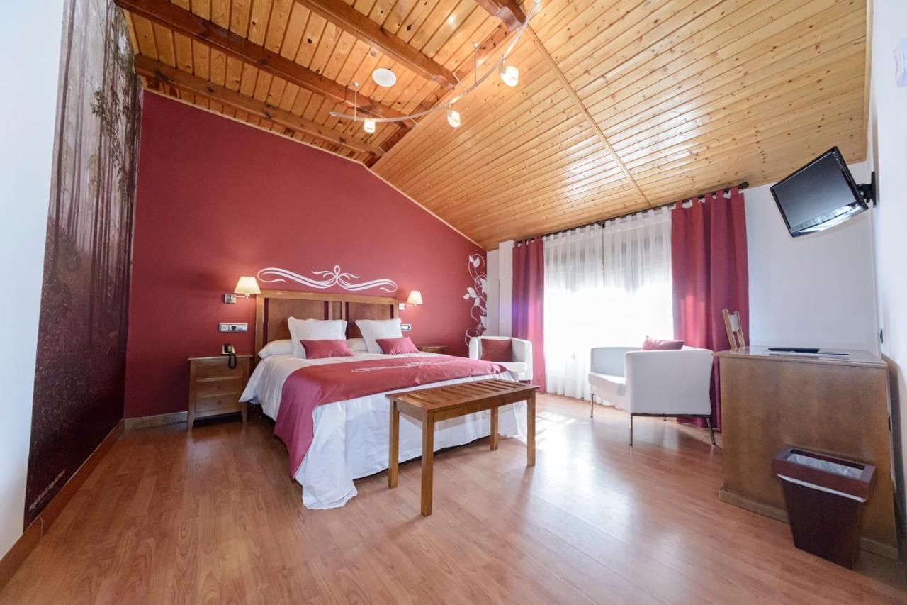 Hotel La Barrosa Abejar Buitenkant foto
